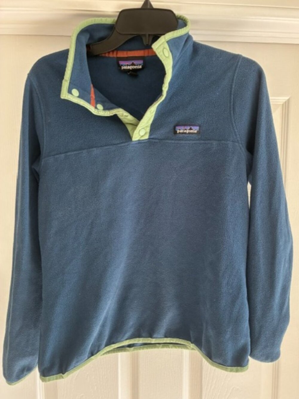 Patagonia fleece pullover, size small